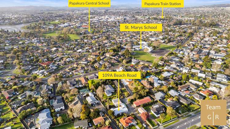 2/109 Beach Road Pahurehure_22