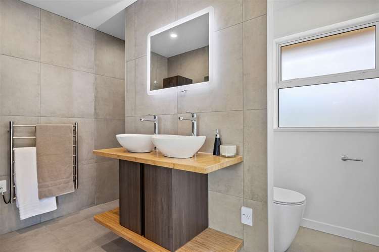 446 Broad Road Sefton_11