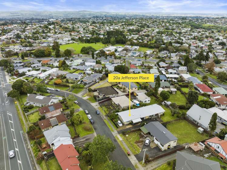 20a Jefferson Place Brookfield_20