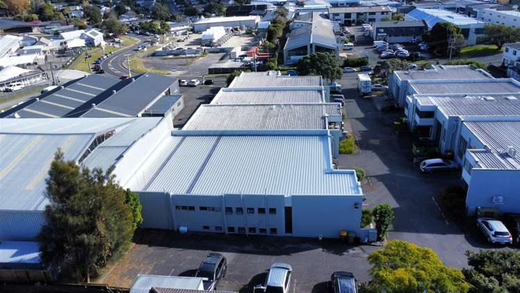 Unit 5, 84 Hillside Road Wairau Valley_5