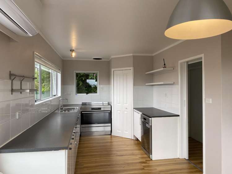 24 Punga Grove Avenue 11626_3