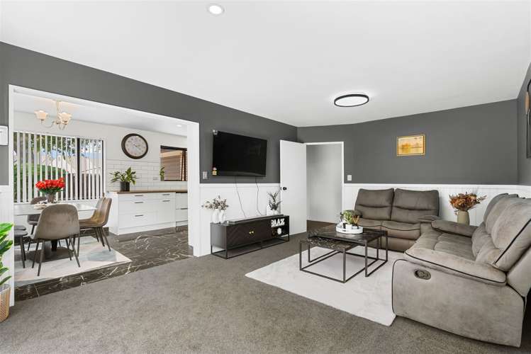 2/16 James K Baxter Place Addington_5