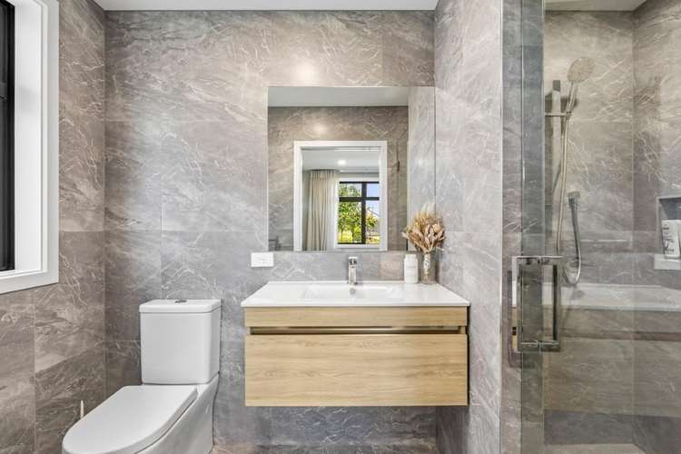 32 Lockerbie Street 10767_9