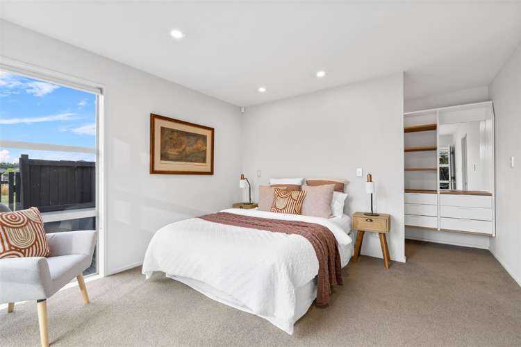 27 Famille Close Yaldhurst_7