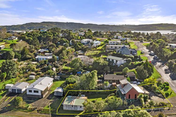 13a East Street Raglan_18