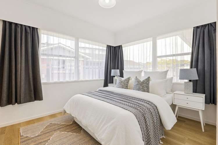 6 Rothwell Place Sunnyhills_15