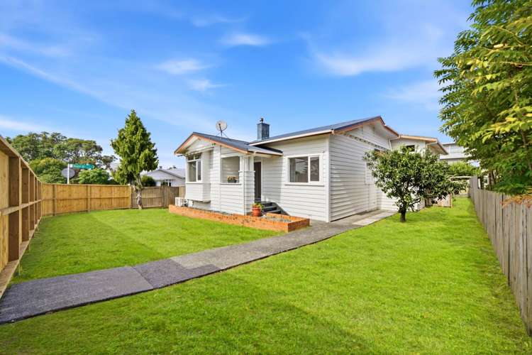 26 Onewa Road Northcote Point_2