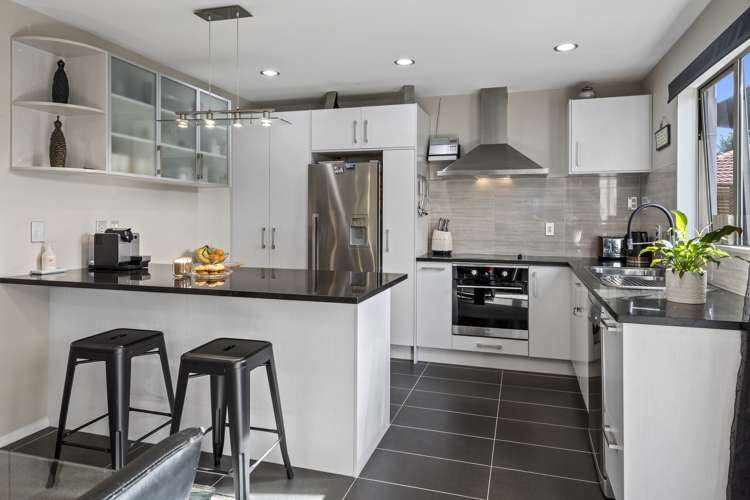 46 Pebble Beach Boulevard Kamo_15