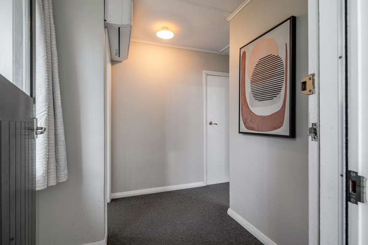 55 Upham Terrace Roslyn_8