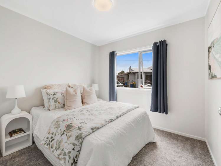 3/22 Hogans Road Glenfield_10