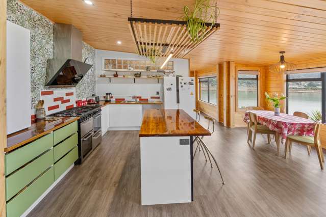 127 Queen Charlotte Drive Havelock_2