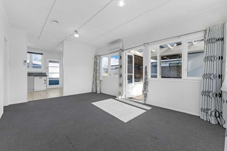 11B Inver Street_5