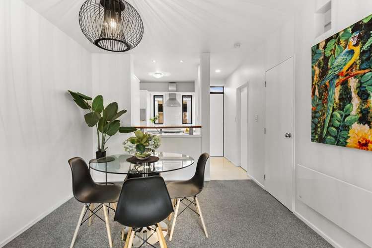 17/21 Armoy Drive East Tamaki_7