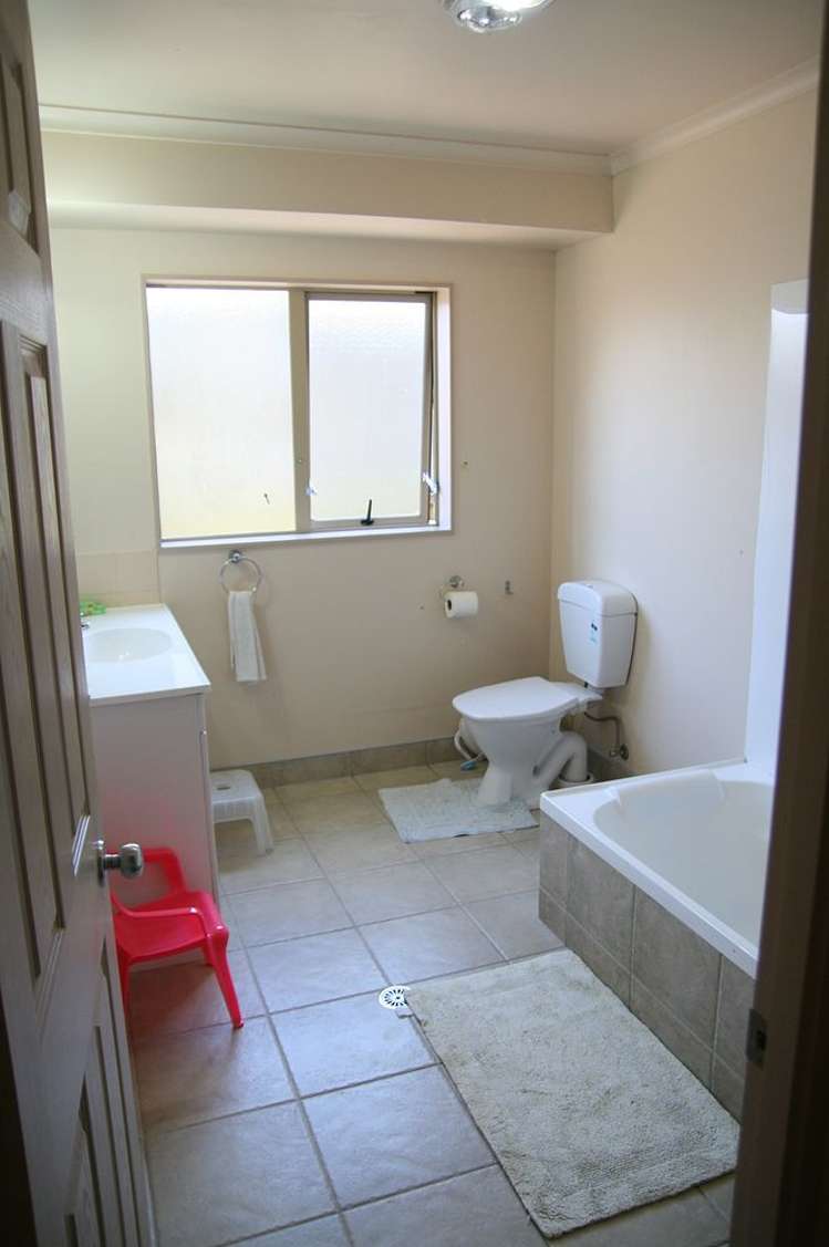 5 Quattro Avenue Flat Bush_6