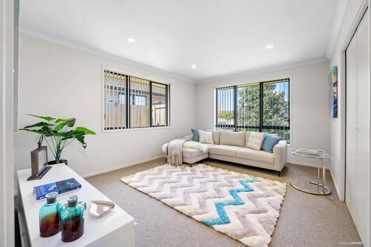 37 Sunningdale Street Wattle Downs_4