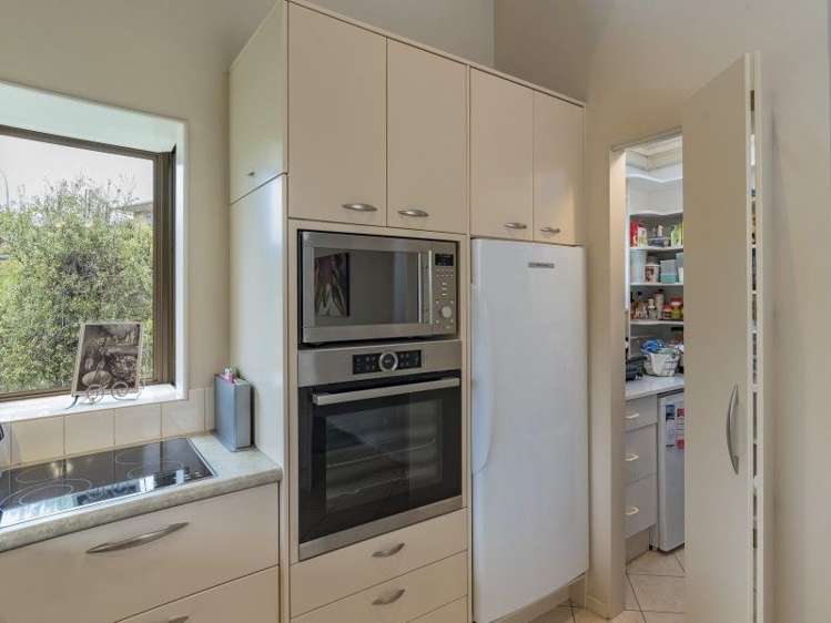 33 The Ridgeway Enner Glynn_10