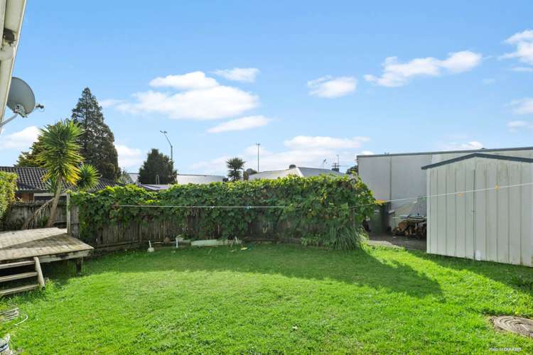 14 Albert Road Kelston_13