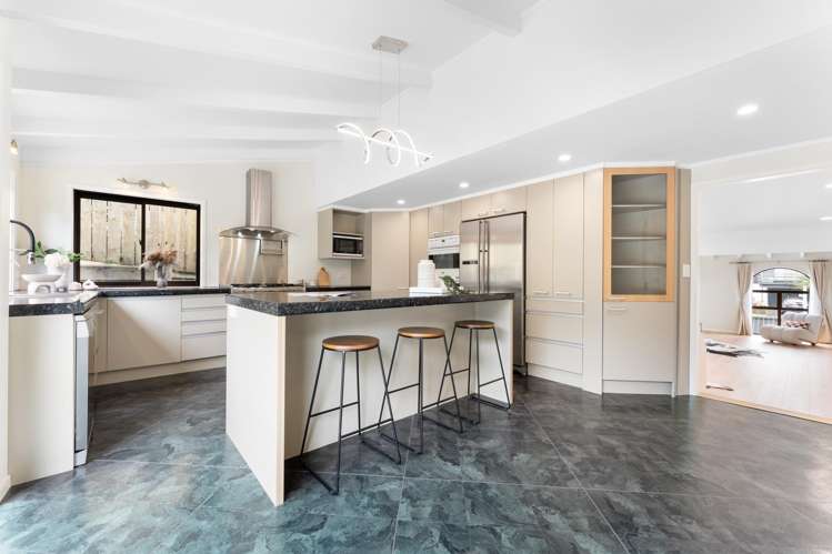 31 Stranolar Drive Mt Roskill_10