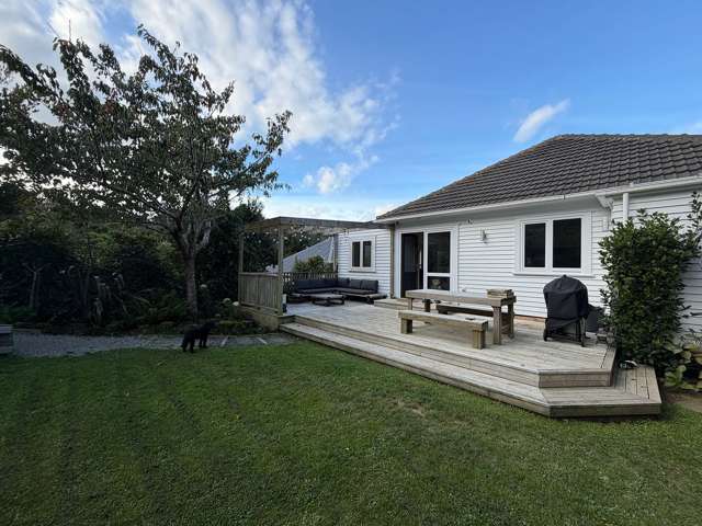 Family Home in Karori (4-bedrooms)