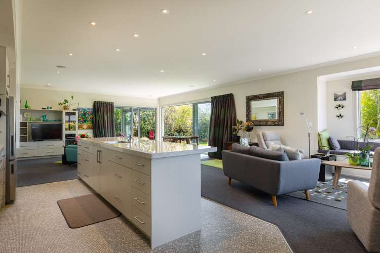 12 Kensington Place Springlands_13