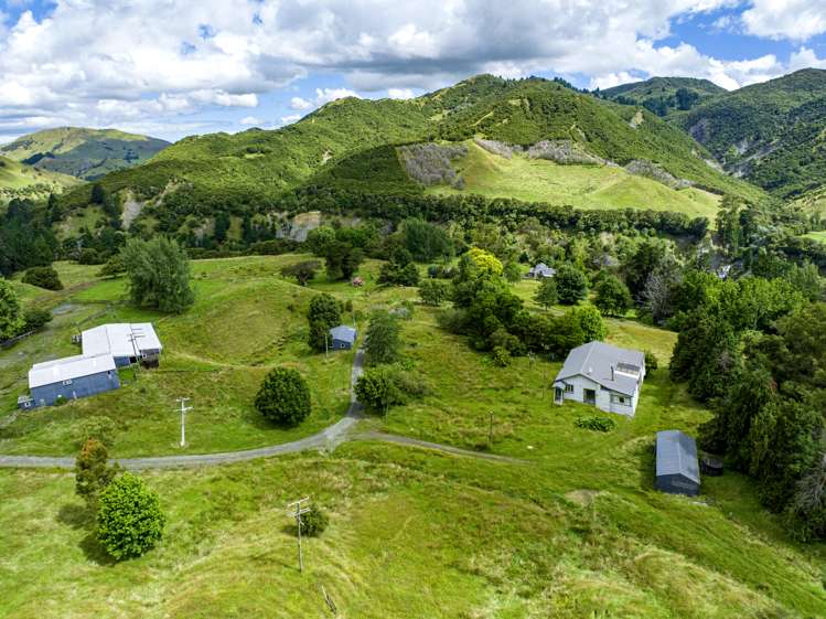 1131 Whakarau Road Te Karaka_15