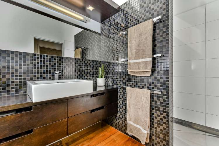 2/9 Kawerau Avenue Devonport_10