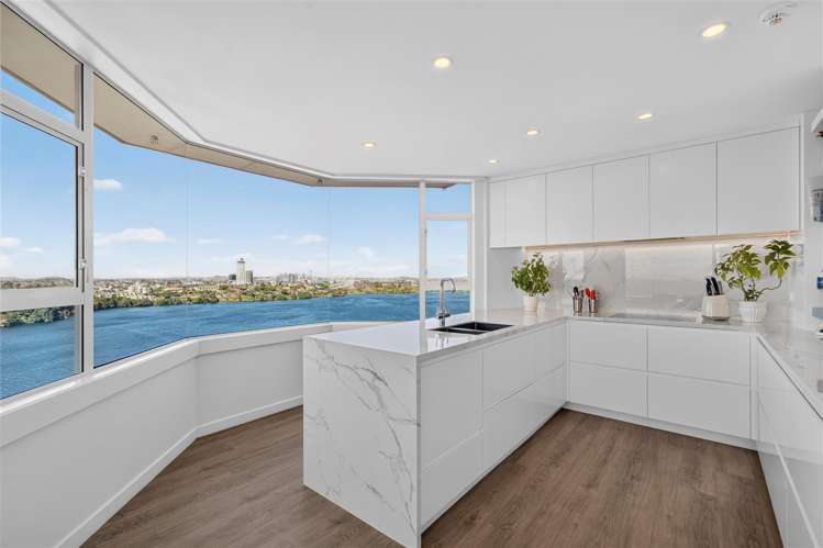 10/90 Kitchener Road Milford_21
