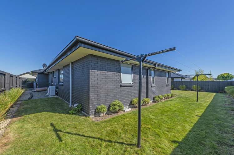 16 Bonecrusher Street Lincoln_23