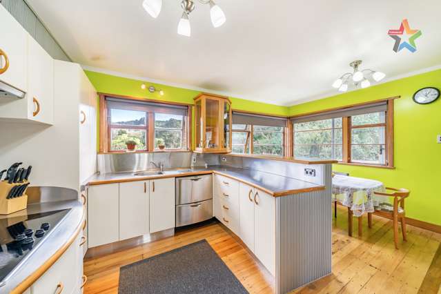 98 Main Road Wainuiomata_1