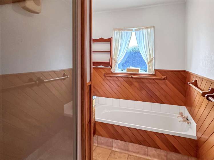 16b Seddon Street Glenholme_8