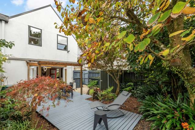 Prime Location – Freehold and Move-In Ready