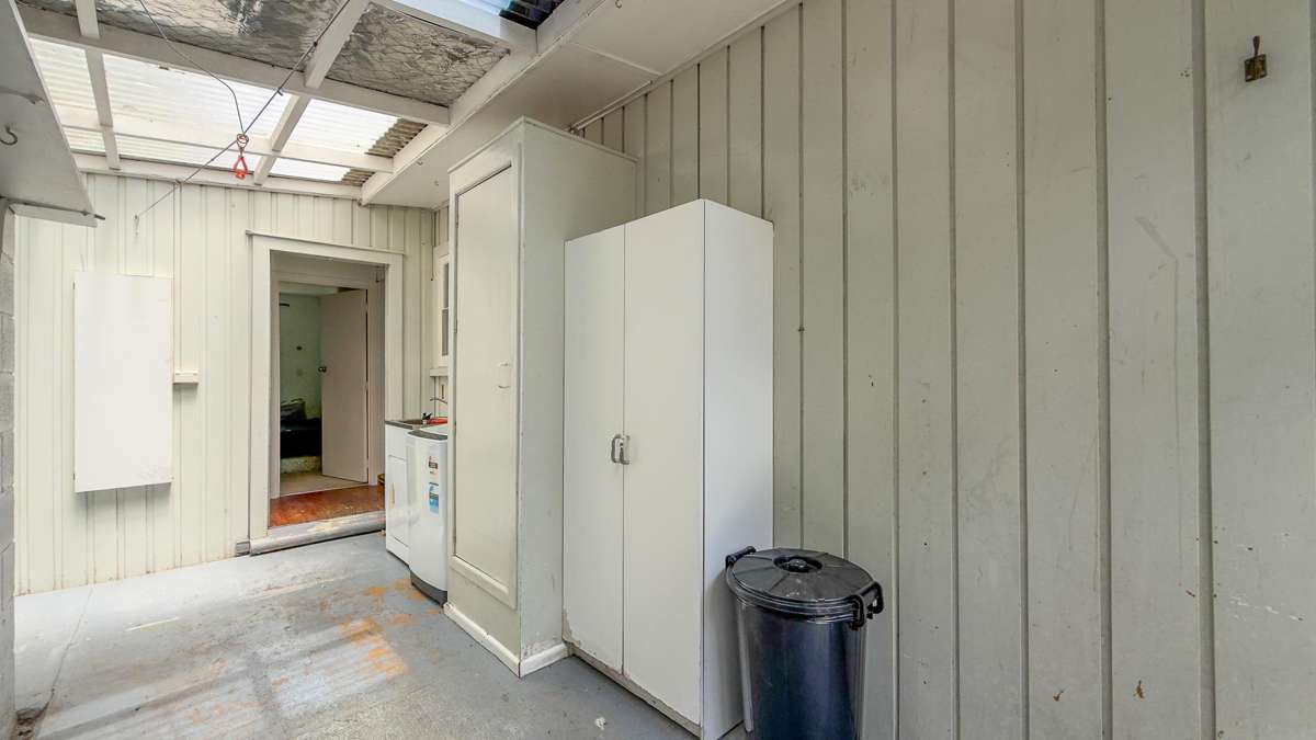 158 Thames Coast Road_2