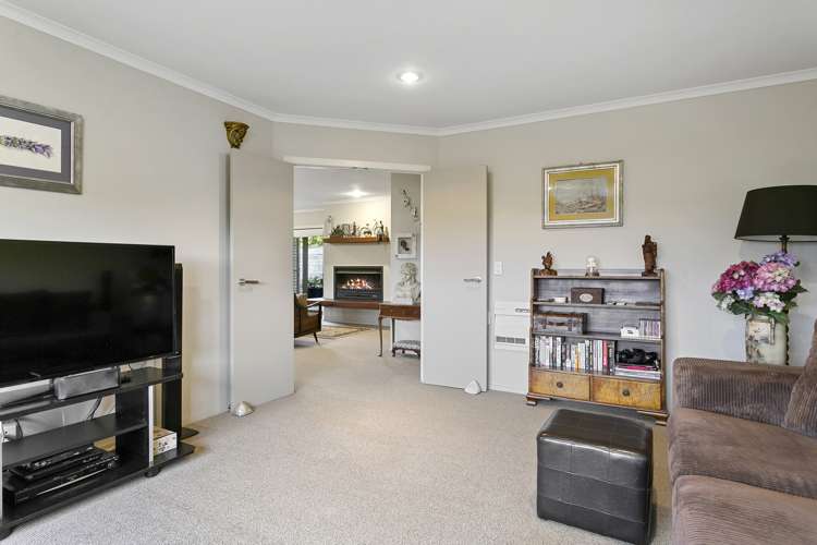 8 Rowling Place Leamington_7