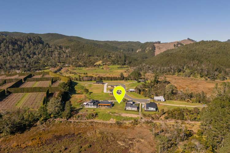 32 North Ridge Drive Pauanui_12
