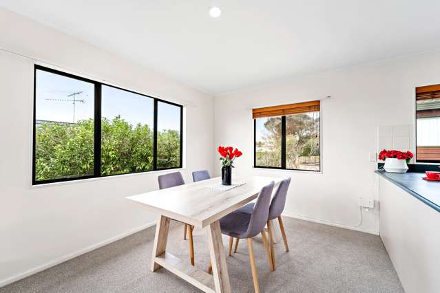 2/5 Anne Road Hillcrest_4