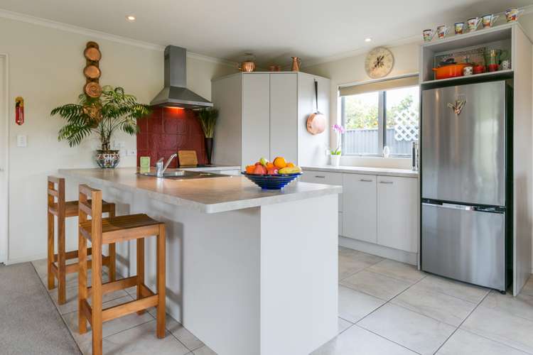 7a Warwick Crescent Taradale_4