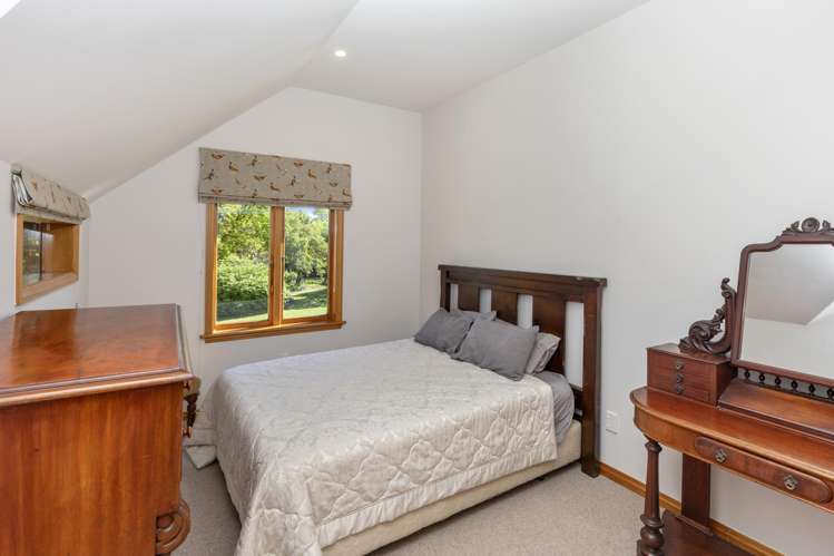 313 Plaskett Road Fernside_24