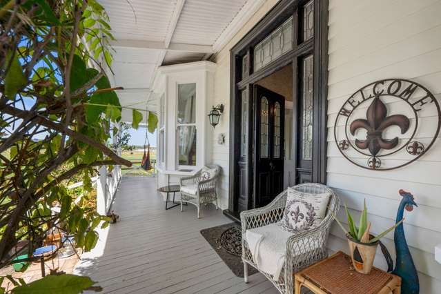 2179 State Highway 16 Helensville_1