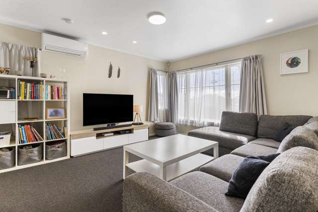 13 Ayrton Street Te Atatu South_3