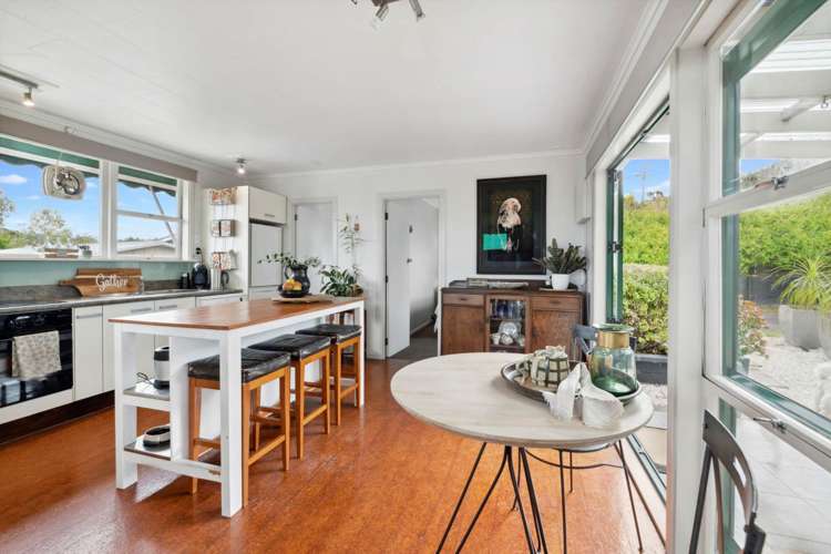 23 Penton Road Stanmore Bay_11