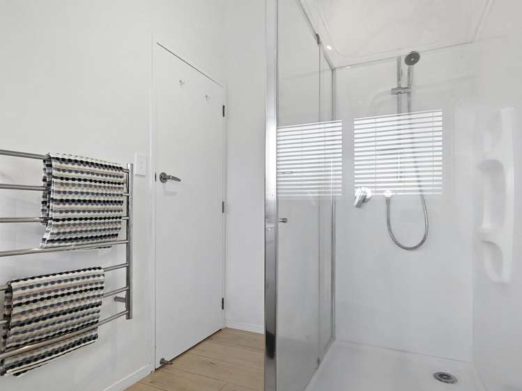 2/415 Port Road Whangamata_14