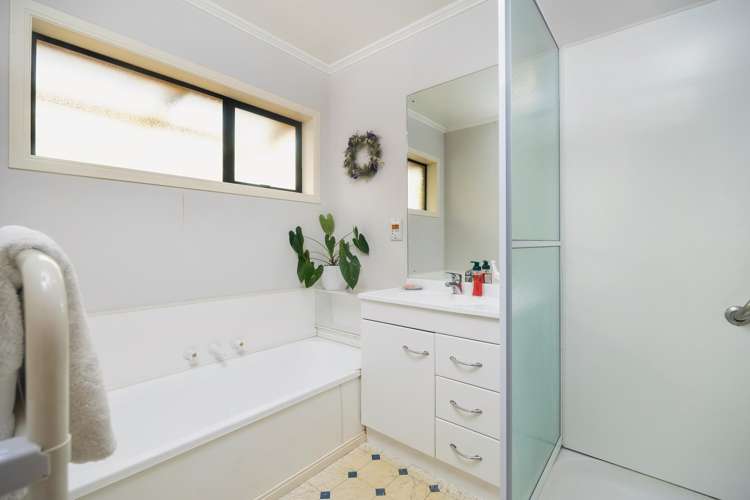 13a Kitenui Avenue Mount Albert_22