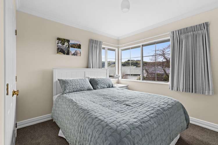 70 Whiting Crescent Greenmeadows_21