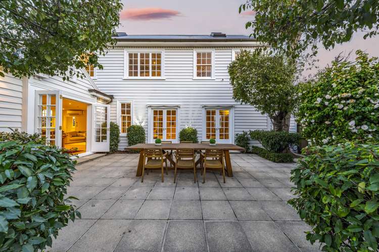 21 Rastrick Street Merivale_29