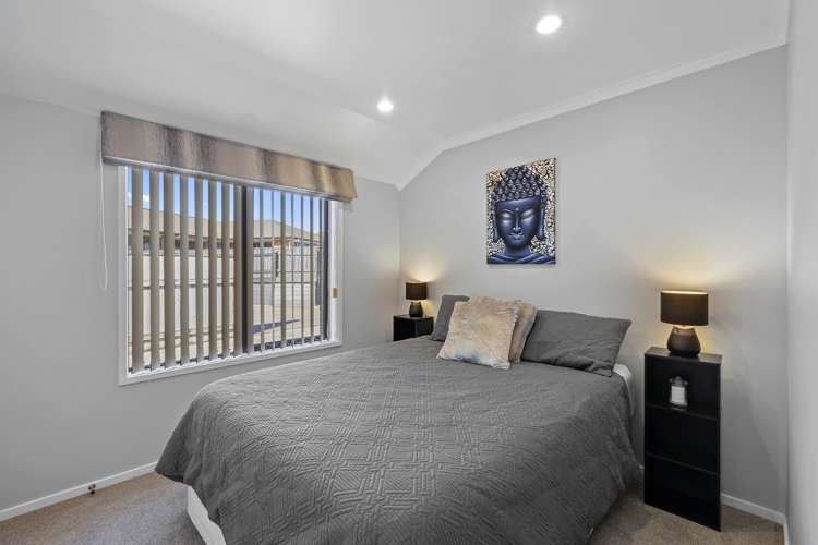 5b James Drive Bell Block_11