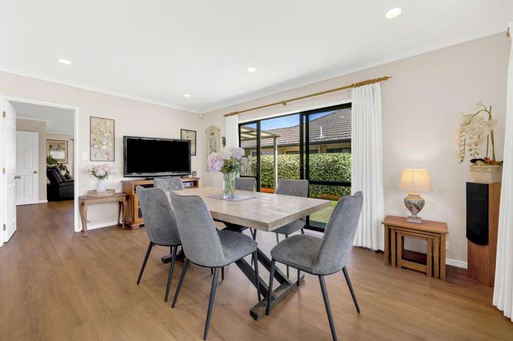 17 Macnean Drive East Tamaki Heights_9