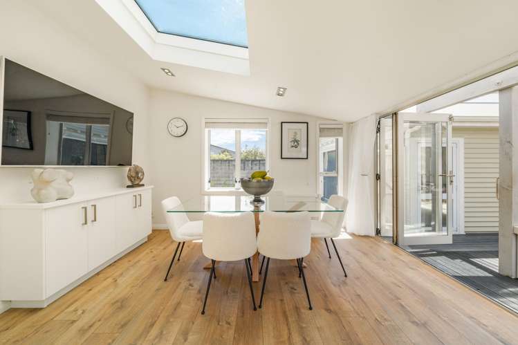 22 Kensington Avenue Petone_20