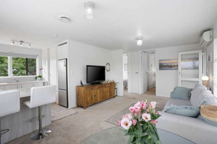 30A Thorburn Avenue Red Beach_5