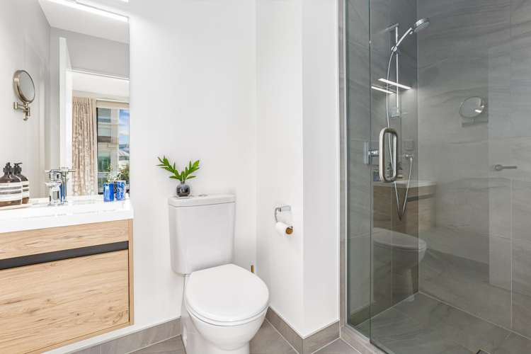 5/18 Oriental Terrace Oriental Bay_13