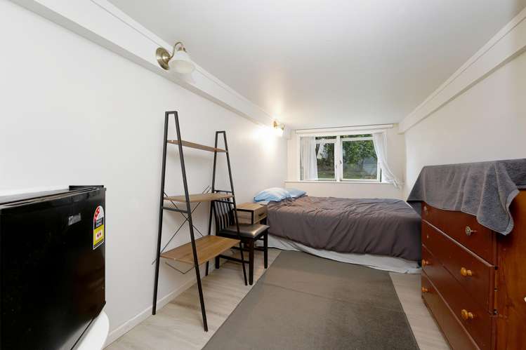 35 Nile Road Kelston_22